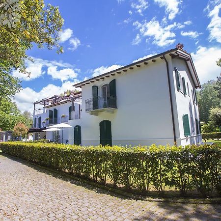 Residence Casa Bianca Marina di Massa Exteriér fotografie